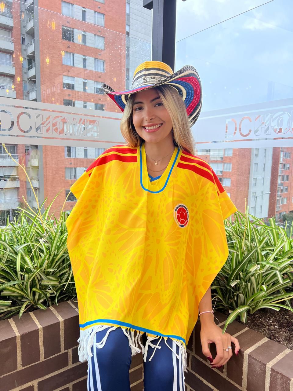 PONCHO COLOMBIANO